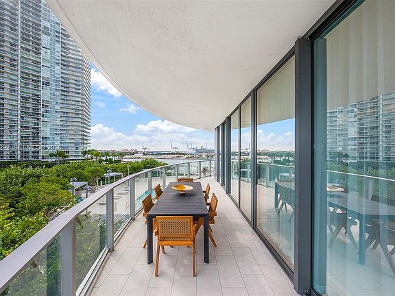 5th image of 500 Alton Rd Unit 901