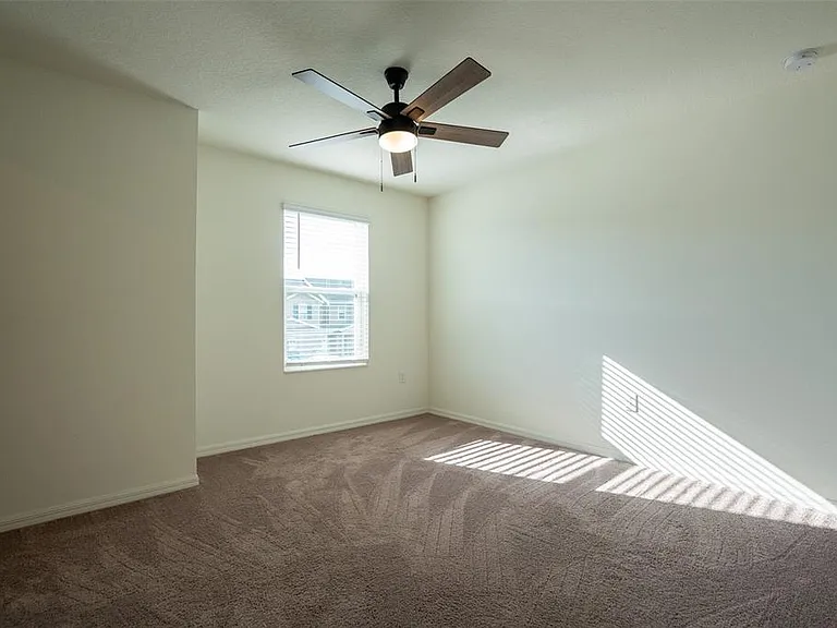 757 Stoney Point Cir — Photo 20