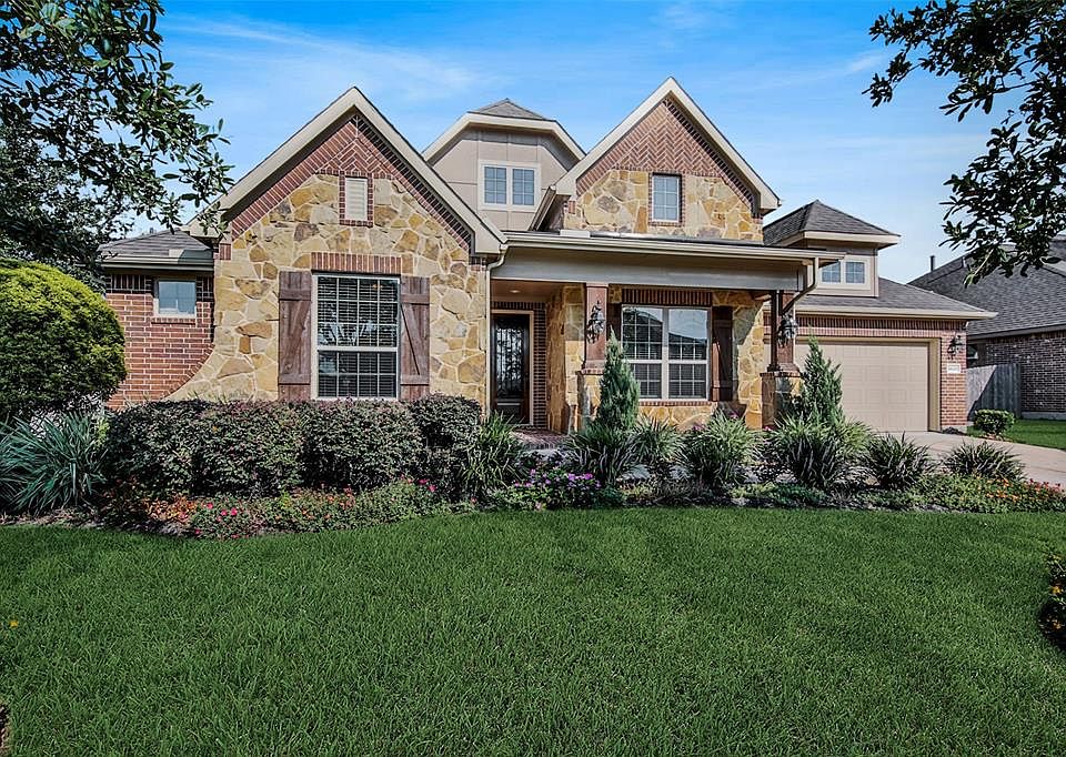 1st image of 5826 Green Meadows Ln