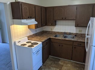 1409 Colony Park Dr #B-8, Johnson City, TN 37604