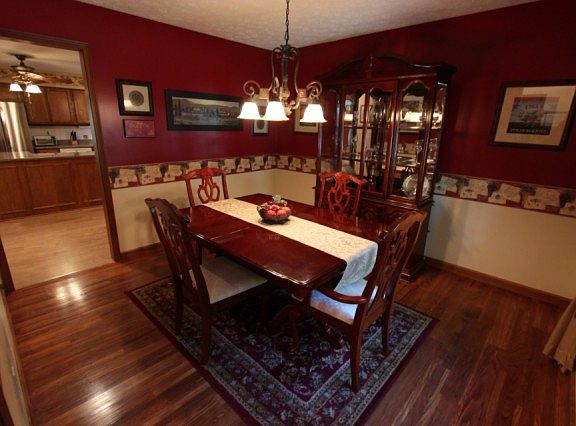 5th image of 6555 Steinbeck Ct