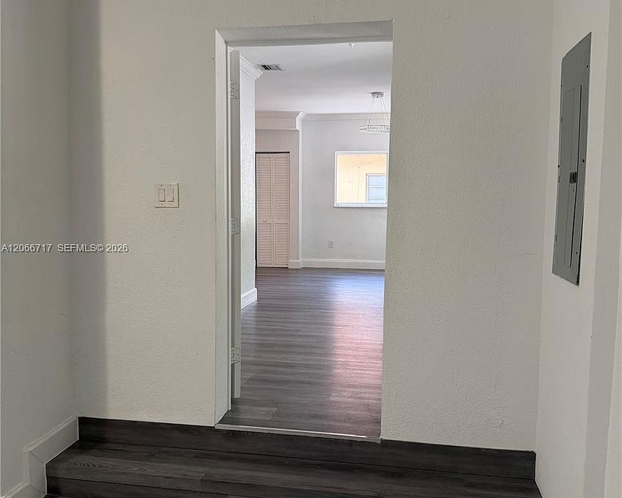 1st image of 328 SW 15th Ave #328