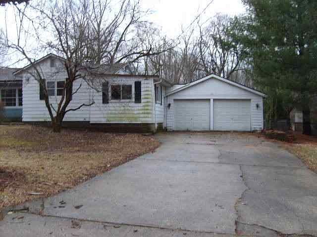 1st image of 405 Lincoln St