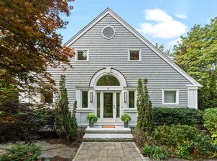 6 Rosewood Dr, Cape Elizabeth, ME 04107