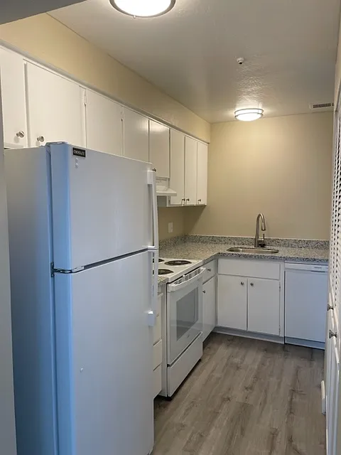 Matanzas Garden Apartments — Photo 3