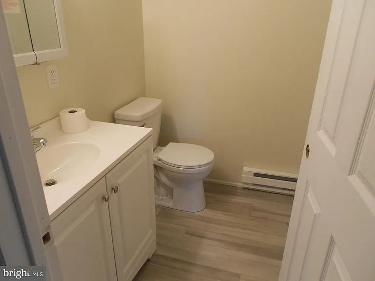 2101 Hill Rd #1 — Photo 15