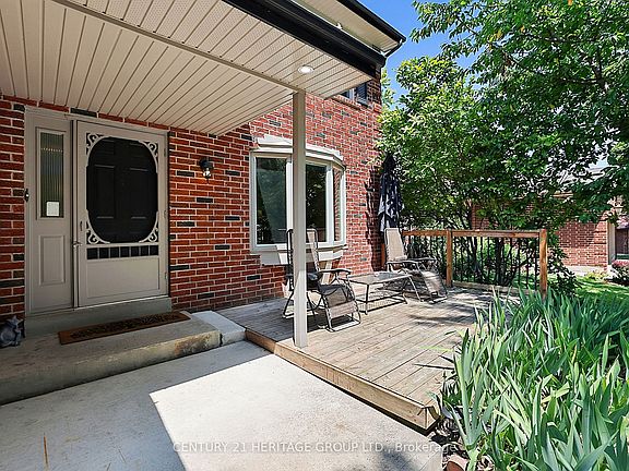 4th image of 214 Lancaster Ave