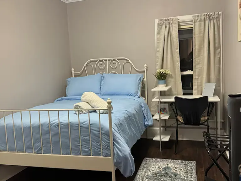 9 Hill Pl #9 — Photo 1