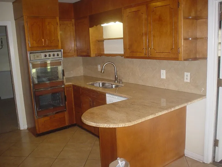 Modern Kitchen