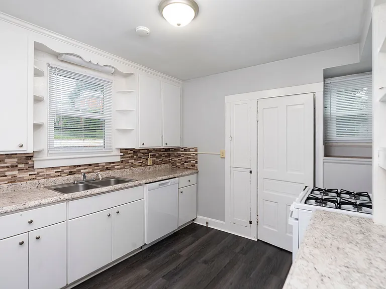 1120 Stoneburner St #A — Photo 2
