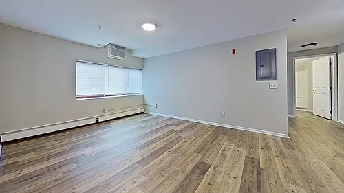 Floor plan 301