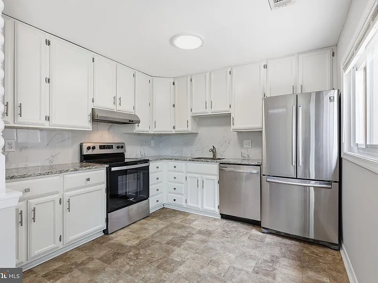 1211 Springtide Pl — Photo 8