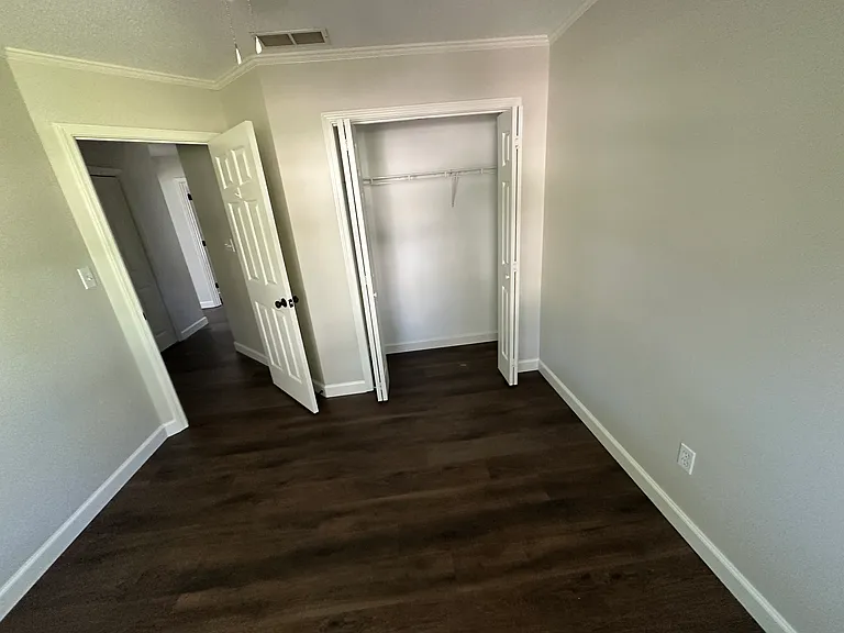 85 McIntosh Estates Dr — Photo 16