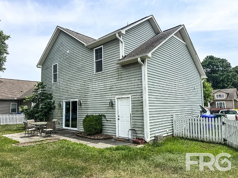3617 Cattail Ln — Photo 3