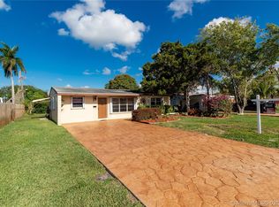 6715 SW 28th Ct, Miramar, FL 33023