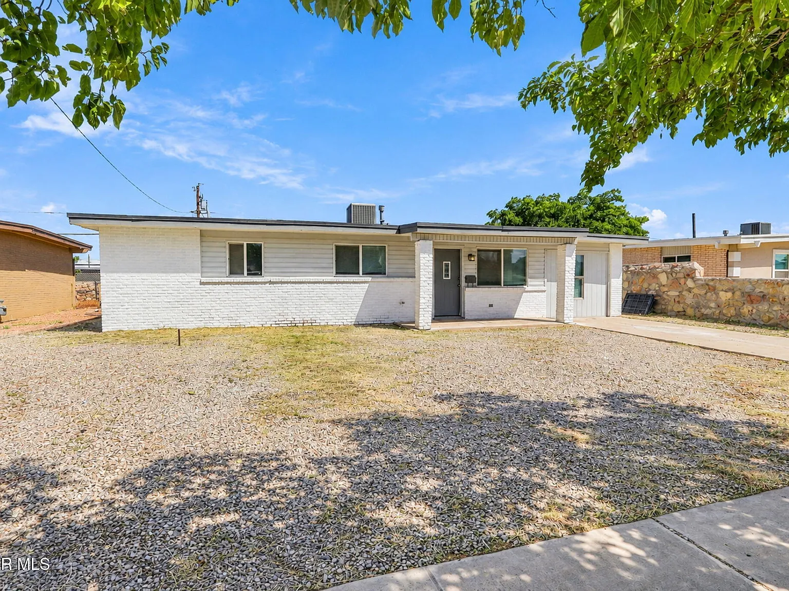 4 bed, 2.0 bath, 1500 sqft, $1,850 — Photo 3