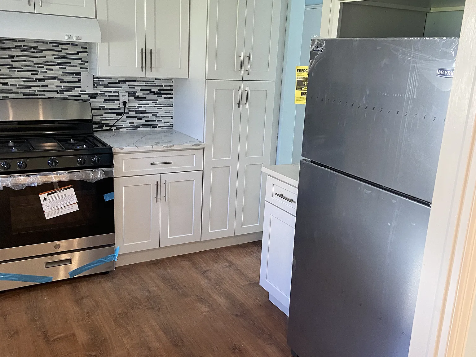 2 bed, 1.5 bath, 1066 sqft, $3,600 — Photo 3