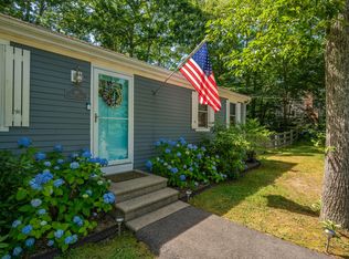 40 Oneida Ave, Mashpee, MA 02649