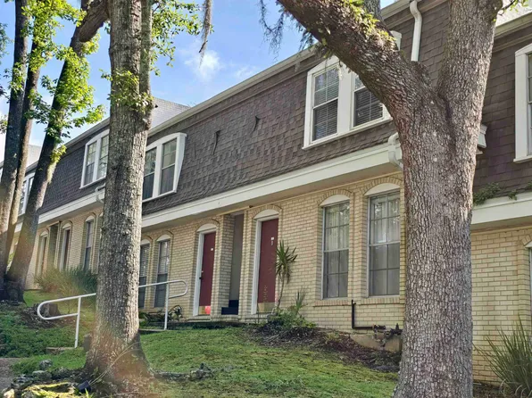 2020 Continental Ave APT 140, Tallahassee, FL 32304