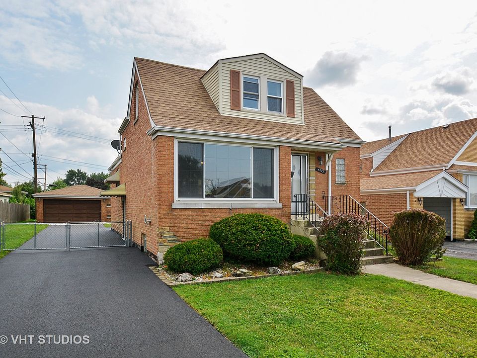 1st image of 4223 W 108th Pl
