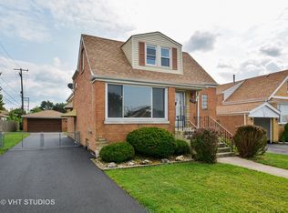 4223 W 108th Pl, Oak Lawn, IL