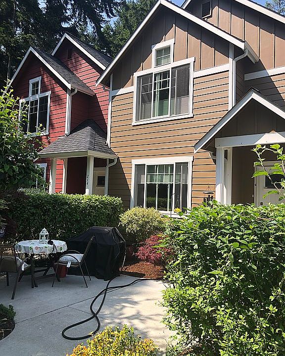 1st image of 212 NW Wilkes St