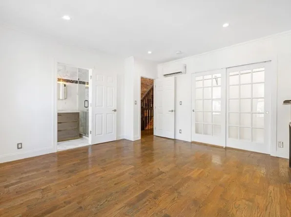 308 Clifton Place image 19 of 32