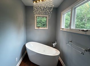3269 Grey Village Dr, Akron, OH 44319