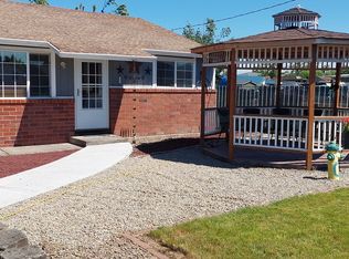 423 39th St, Springfield, OR 97478