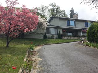 427 S Wexford Cir, Medford, OR