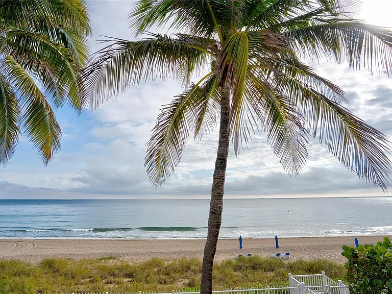 4240 Galt Ocean Dr #1006 — Photo 42