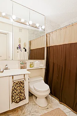 Rented by R New York | media 3