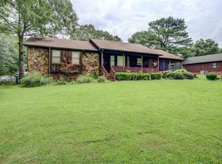 565 Harts Bridge Rd, Jackson, TN 38301