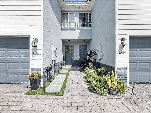 2nd image of 1366 NW 34th Way