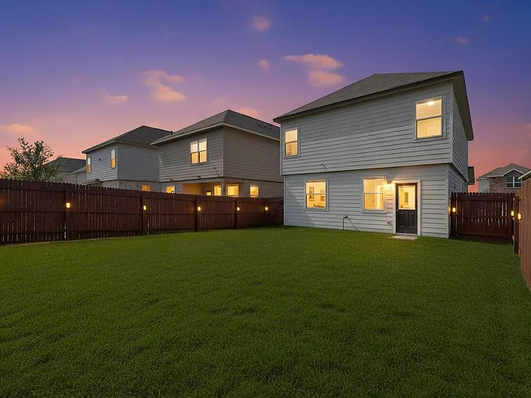 10422 Green Lake Dr — Photo 39