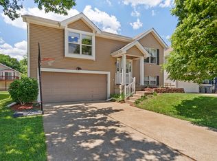 2429 Sansonnet Ln, O'Fallon, MO 63368
