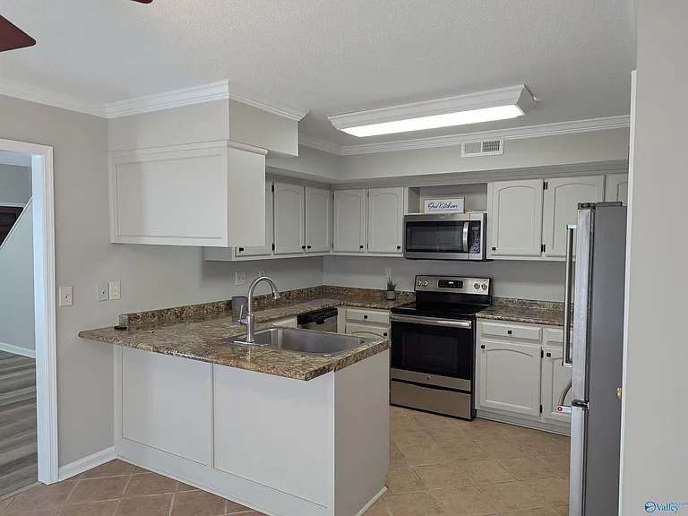 2504 Weatherstone Rd SE — Photo 7