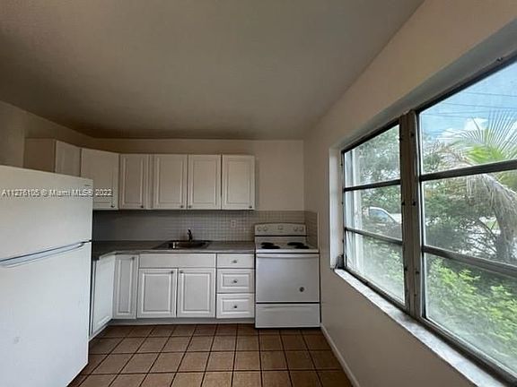 5th image of 2128 Roosevelt St #1-3