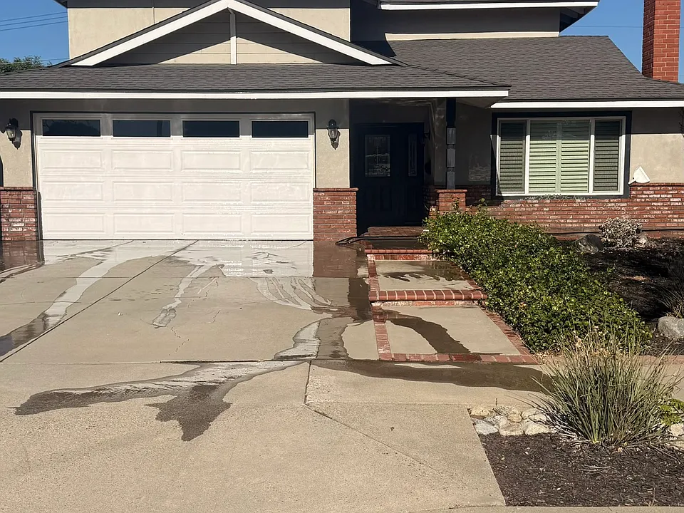 221 N Basilio Ave
