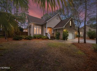 7525 Champlain Dr, Wilmington, NC 28412
