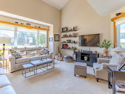 1626 Canyon Dr, Bismarck, ND, 58503