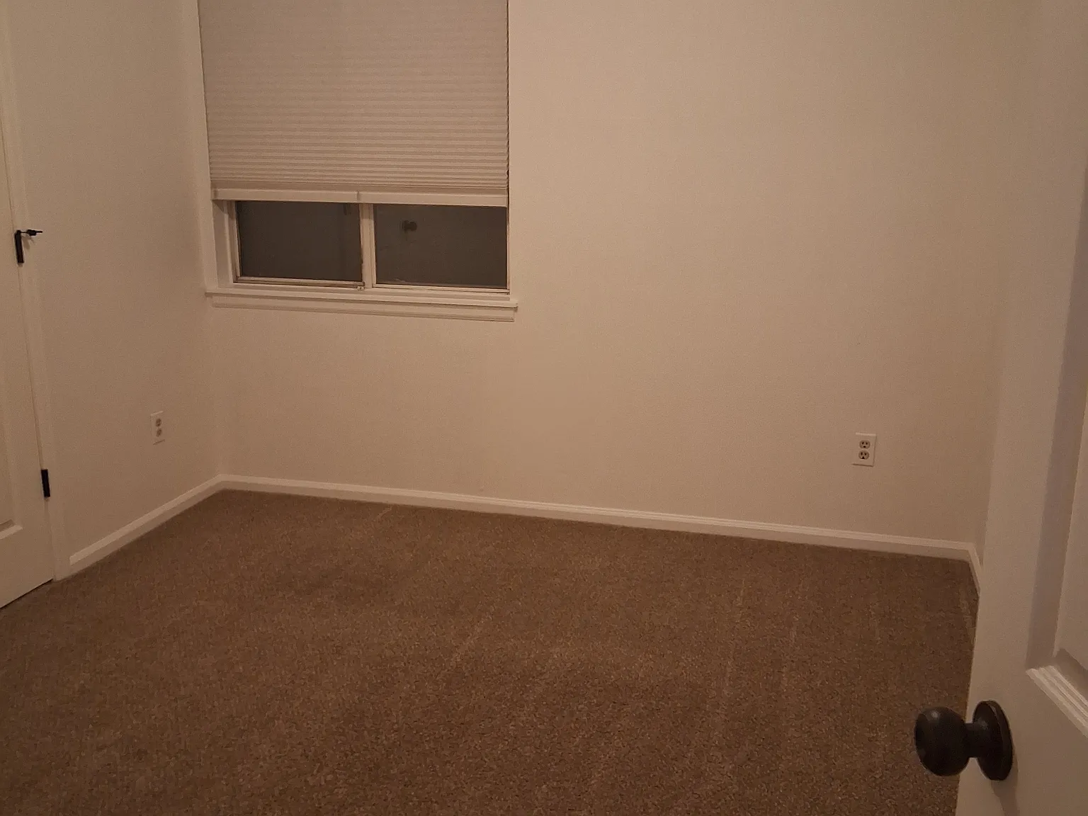 2 bed, 2.0 bath, 914 sqft, $2,000 — Photo 3