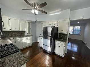 6062 70th St, Maspeth, NY 11378
