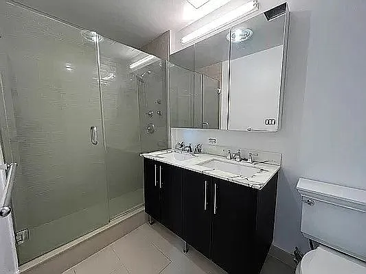 Rented by Contact Realty | media 17