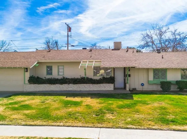1112 E Avenue J4, Lancaster, CA 93535