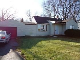 1st image of 1127 W 61st Ave