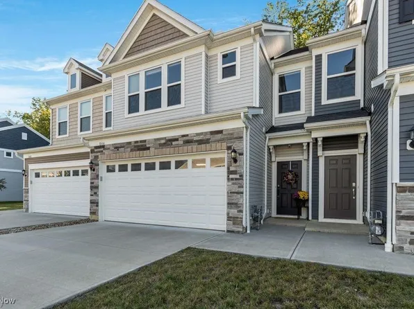 844 Woodside Dr, Westlake, OH 44145
