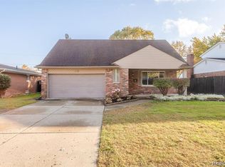 13190 Leech Dr, Sterling Heights, MI