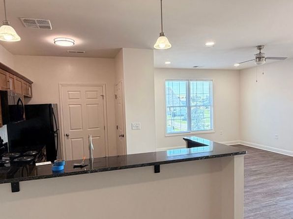 703 E Clay St #419