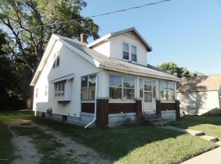 1329 Burton St SW, Wyoming, MI 49509